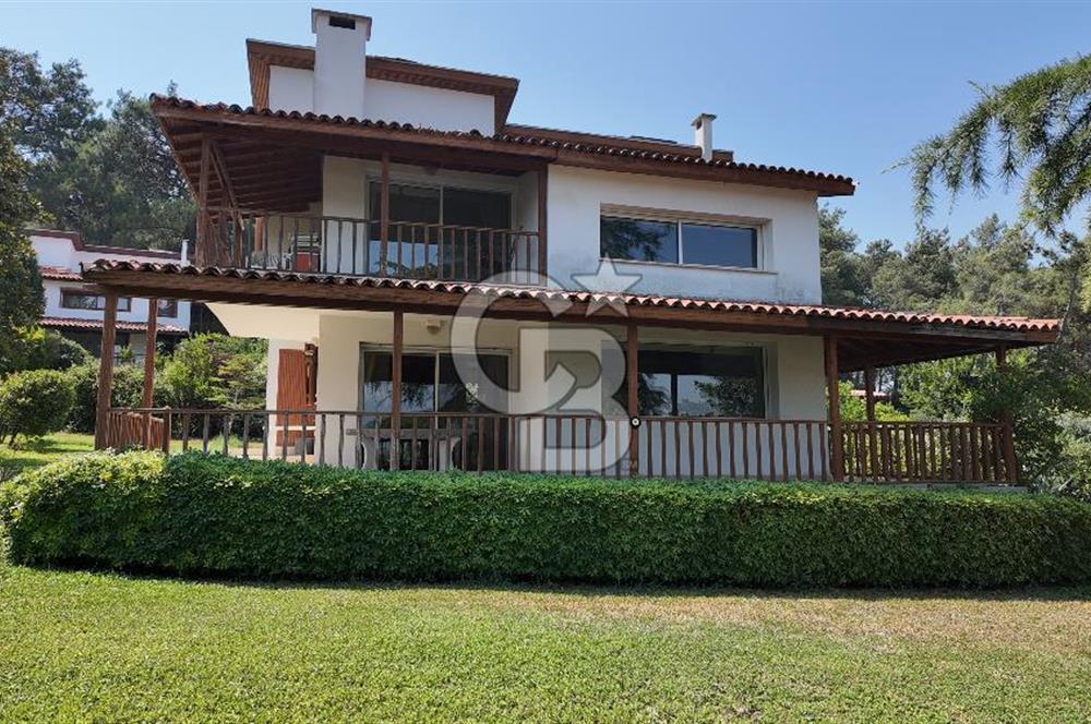 Kemalpaşa Yukarı kızılca Sağlıklı Yaşam Sitesinde Satılık Villa