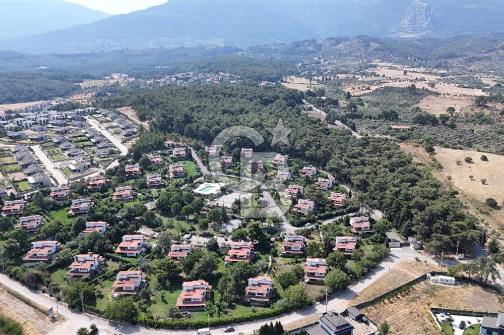 Kemalpaşa Yukarı kızılca Sağlıklı Yaşam Sitesinde Satılık Villa