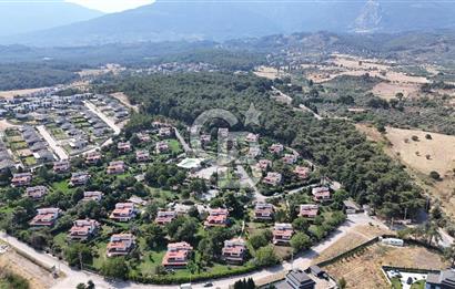 Kemalpaşa Yukarı kızılca Sağlıklı Yaşam Sitesinde Satılık Villa