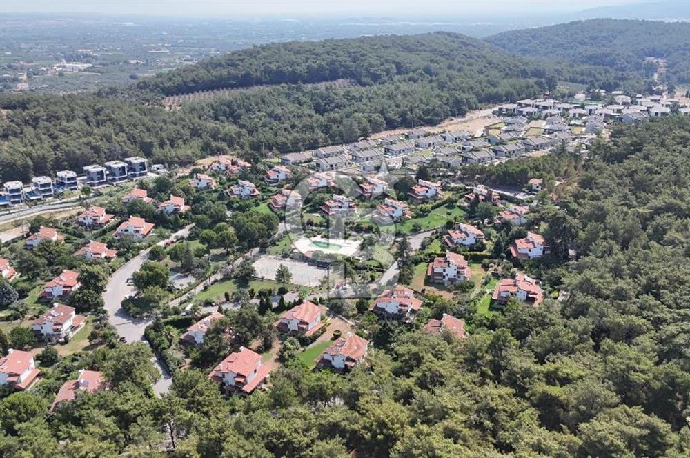 Kemalpaşa Yukarı kızılca Sağlıklı Yaşam Sitesinde Satılık Villa