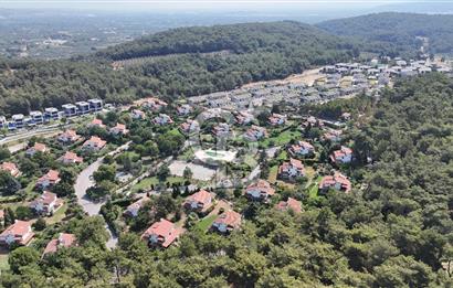 Kemalpaşa Yukarı kızılca Sağlıklı Yaşam Sitesinde Satılık Villa