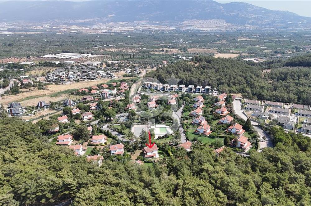 Kemalpaşa Yukarı kızılca Sağlıklı Yaşam Sitesinde Satılık Villa