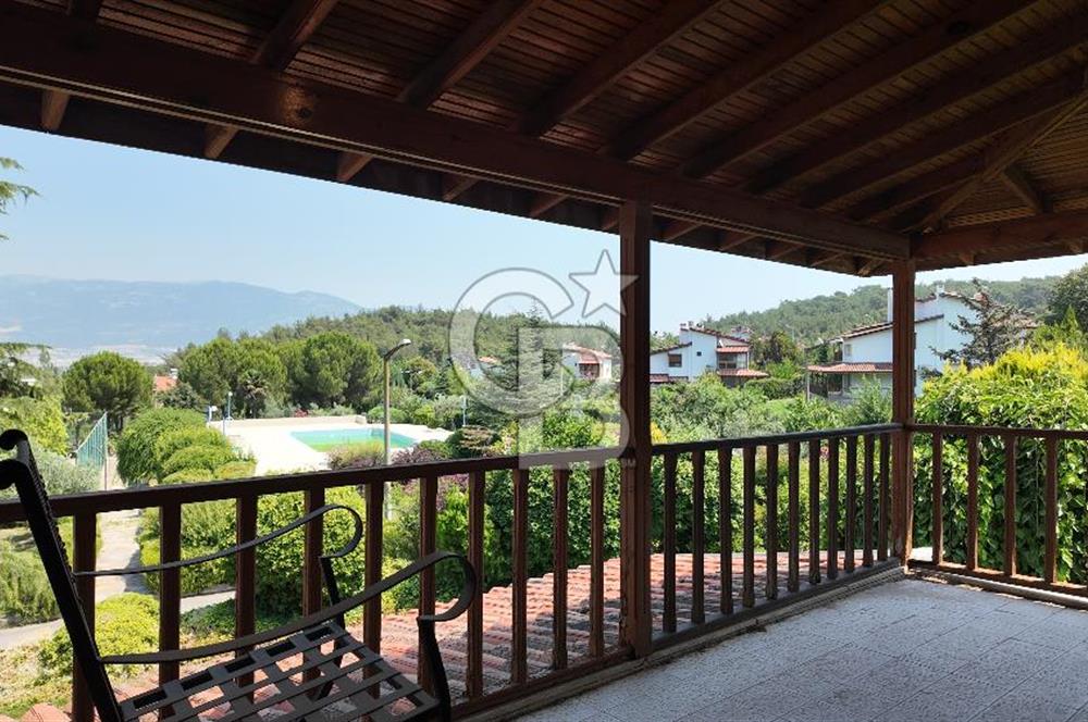 Kemalpaşa Yukarı kızılca Sağlıklı Yaşam Sitesinde Satılık Villa
