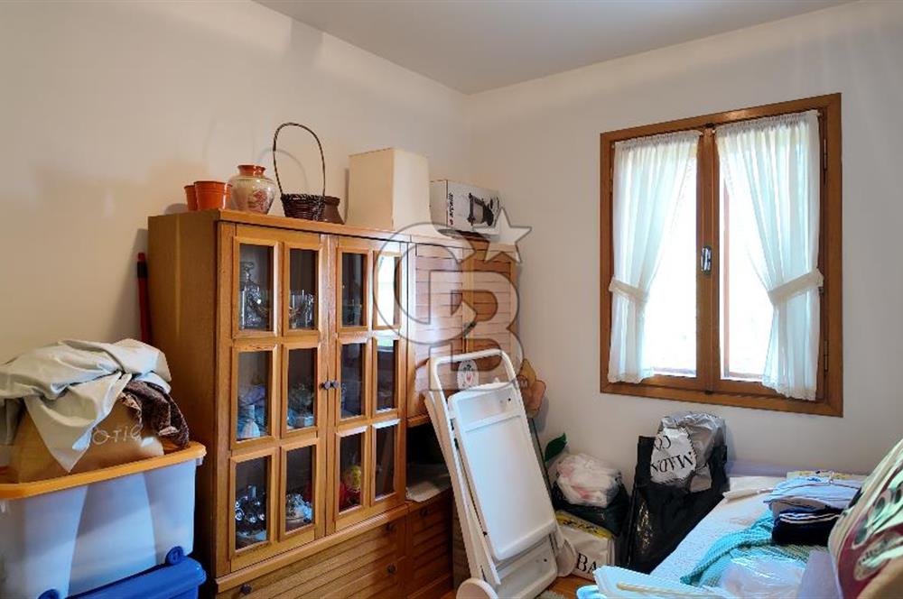Kemalpaşa Yukarı kızılca Sağlıklı Yaşam Sitesinde Satılık Villa