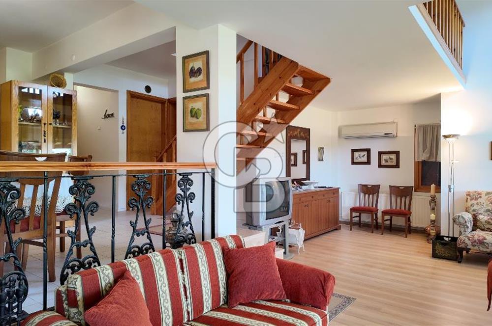 Kemalpaşa Yukarı kızılca Sağlıklı Yaşam Sitesinde Satılık Villa
