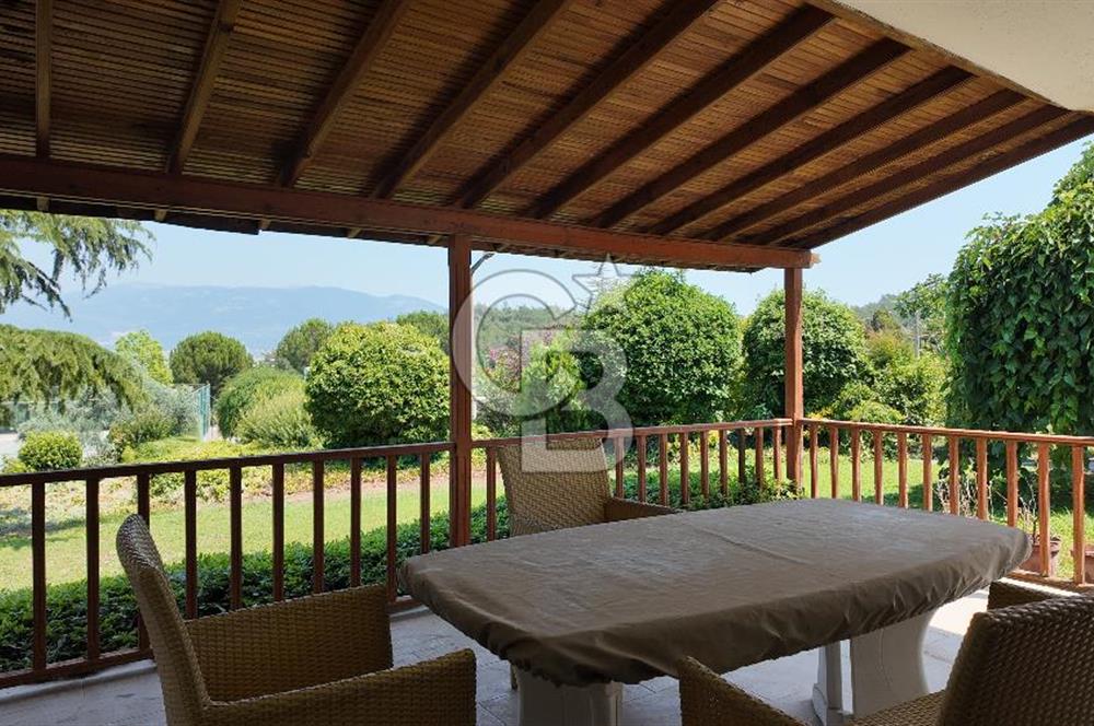 Kemalpaşa Yukarı kızılca Sağlıklı Yaşam Sitesinde Satılık Villa