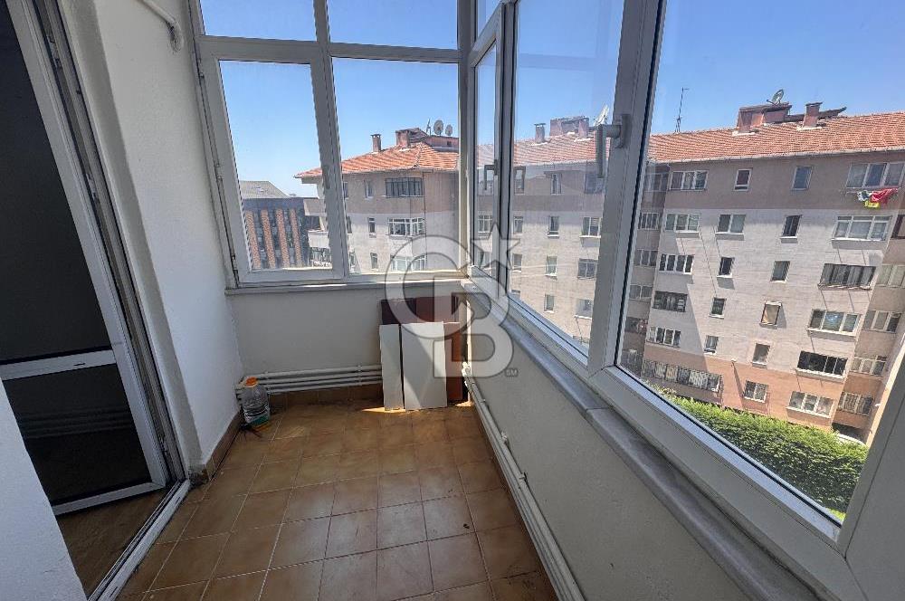Ümraniye Atakentde 3+1 Canpark AVM Karşısı 95m² Satılık Daire