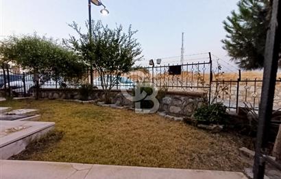 Villakent de Satılık 4+1 Köşe Villa