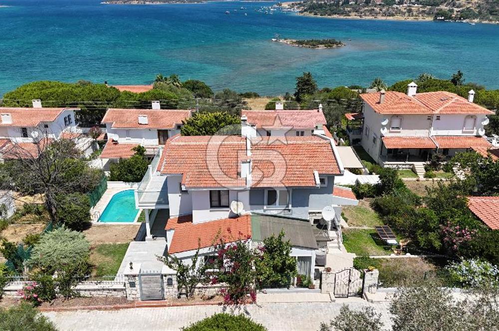 Çeşme Ildır'da Deniz Manzaralı Satılık 3+1 Villa ....
