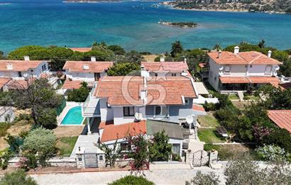 Çeşme Ildır'da Deniz Manzaralı Satılık 3+1 Villa ....