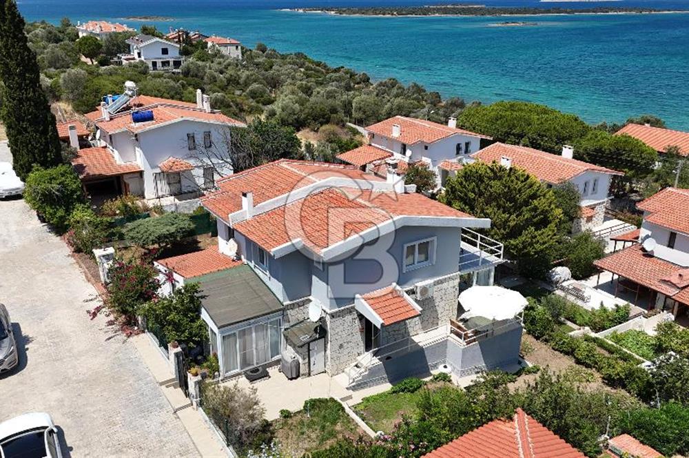 Çeşme Ildır'da Deniz Manzaralı Satılık 3+1 Villa ....