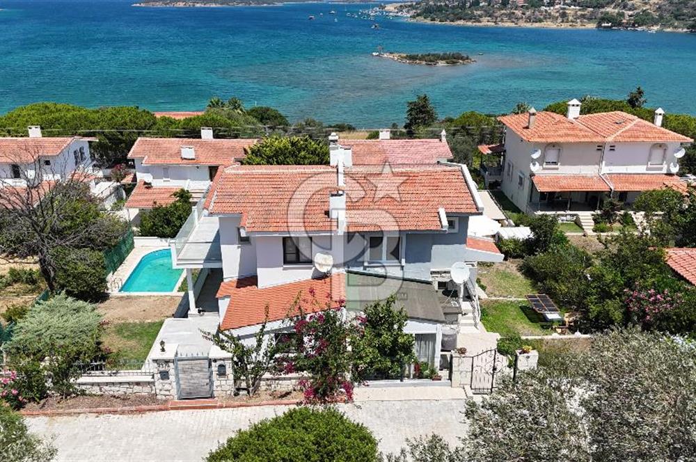 Çeşme Ildır'da Deniz Manzaralı Satılık 3+1 Villa ....