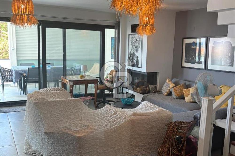 Çeşme Ildır'da Deniz Manzaralı Satılık 3+1 Villa ....