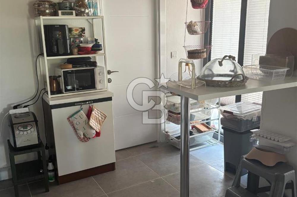 Çeşme Ildır'da Deniz Manzaralı Satılık 3+1 Villa ....