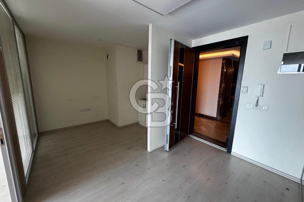 ATA YILDIZ PLAZA'DA/62 m2 NET/PANORAMİK MANZARALI/3 ODA-1 MUTFAK/ŞAHANE KİRALIK OFİS!