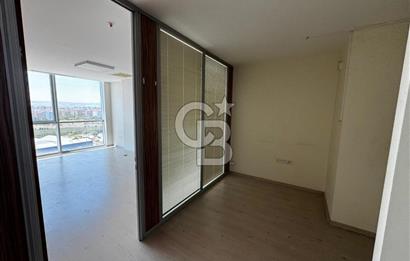 ATA YILDIZ PLAZA'DA/62 m2 NET/PANORAMİK MANZARALI/3 ODA-1 MUTFAK/ŞAHANE KİRALIK OFİS!