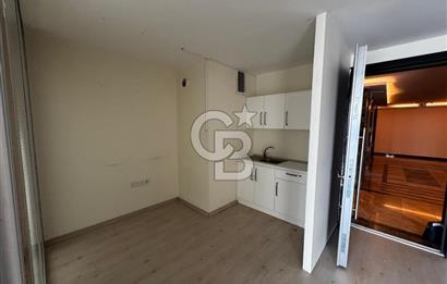 ATA YILDIZ PLAZA'DA/62 m2 NET/PANORAMİK MANZARALI/3 ODA-1 MUTFAK/ŞAHANE KİRALIK OFİS!