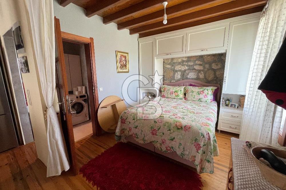 İzmir Karaburun Badembükü Satılık Taş Villa Doğa Harikası