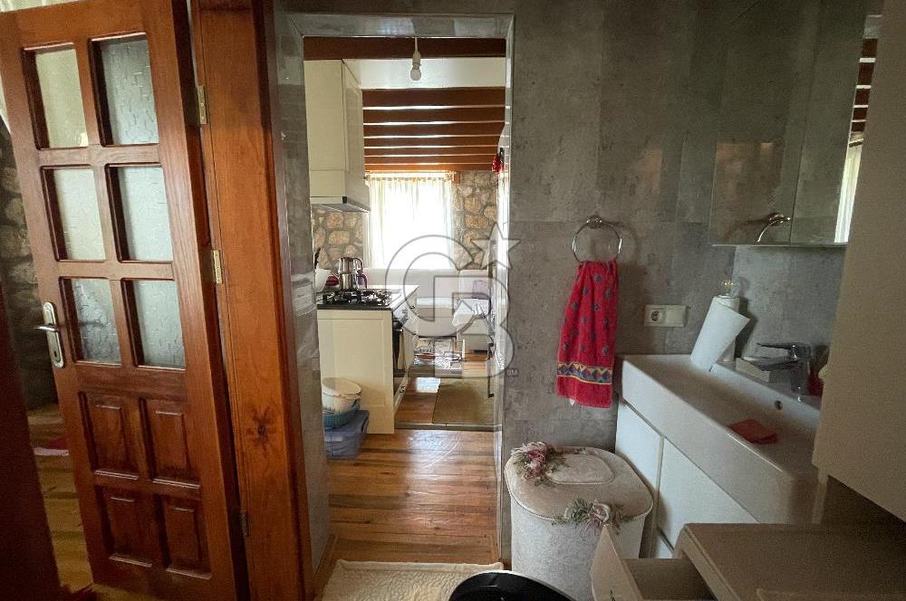 İzmir Karaburun Badembükü Satılık Taş Villa Doğa Harikası