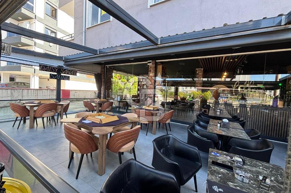 CUMHURİYET MAHALLESİ ÜNV. KARŞISI DEVREN KİRALIK CAFE 