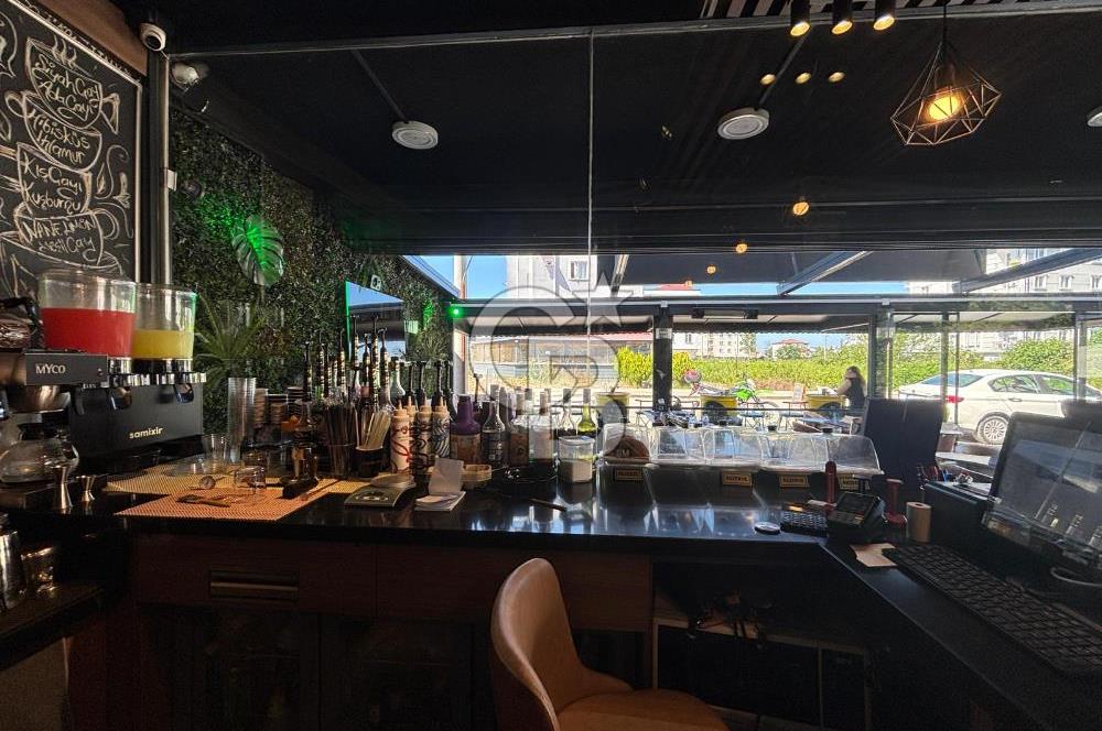 CUMHURİYET MAHALLESİ ÜNV. KARŞISI DEVREN KİRALIK CAFE 