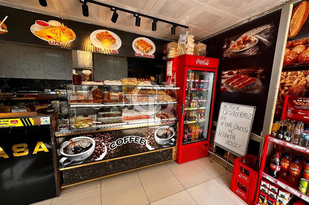 CUMHURİYET MAHALLESİ KÖŞE KONUMDA DEVREN KİRALIK CAFE RESTAURANT 