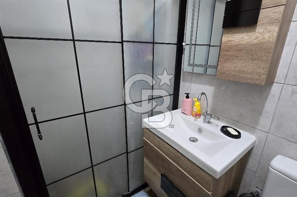 ALİAĞA KURTULUŞ MAH. ÇARŞININ İÇİNDE FULL TADİLATLI 2+1 DAİRE!