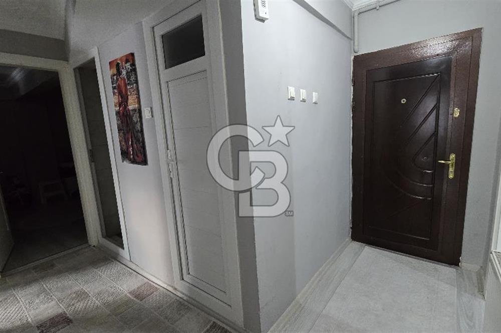 ALİAĞA KURTULUŞ MAH. ÇARŞININ İÇİNDE FULL TADİLATLI 2+1 DAİRE!