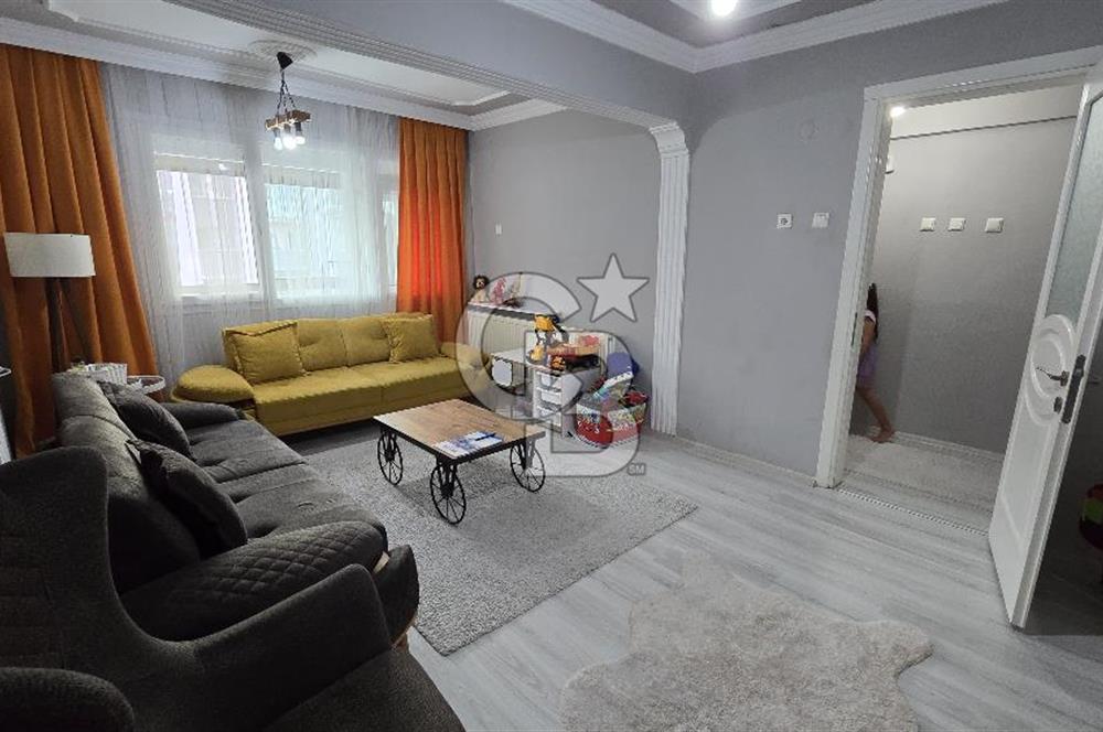 ALİAĞA KURTULUŞ MAH. ÇARŞININ İÇİNDE FULL TADİLATLI 2+1 DAİRE!