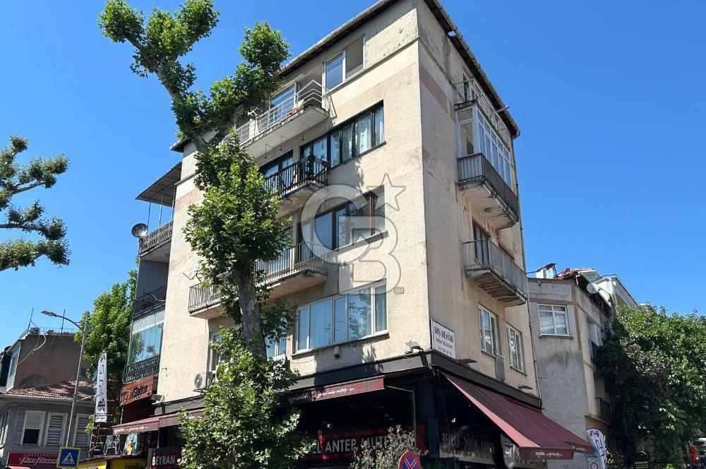 ÇENGELKÖY CADDESİNDE BOĞAZ MANZARALI 2+1 SATILIK DAİRE