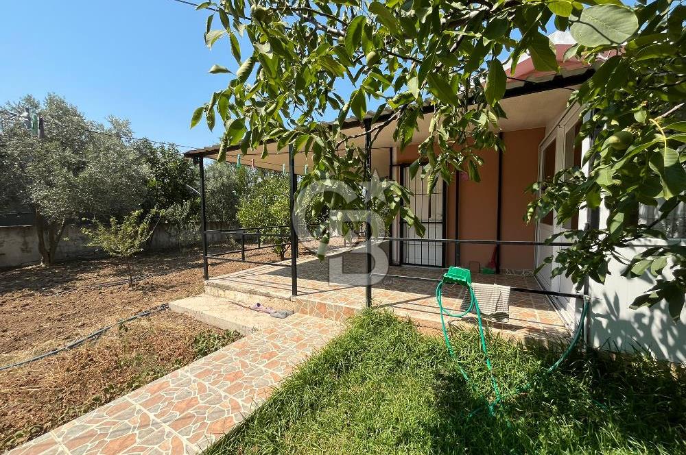 Urla Torasan Mahallesi 328 m2 Arsa İçerisinde Müstakil Ev