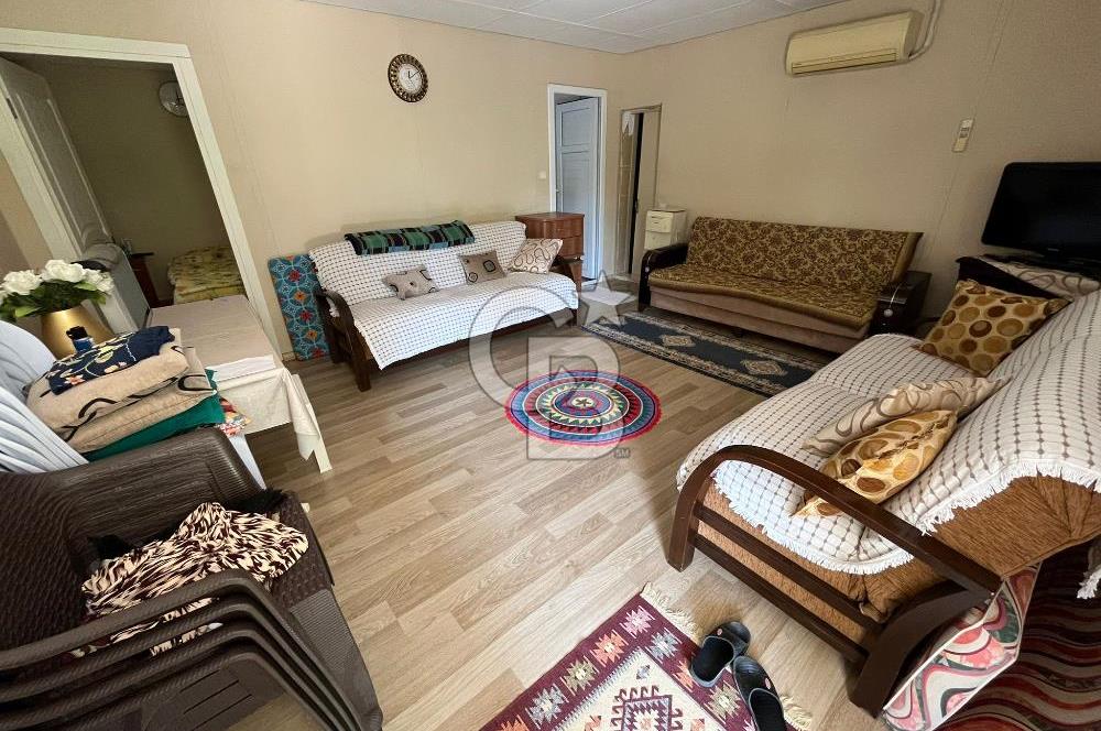 Urla Torasan Mahallesi 328 m2 Arsa İçerisinde Müstakil Ev