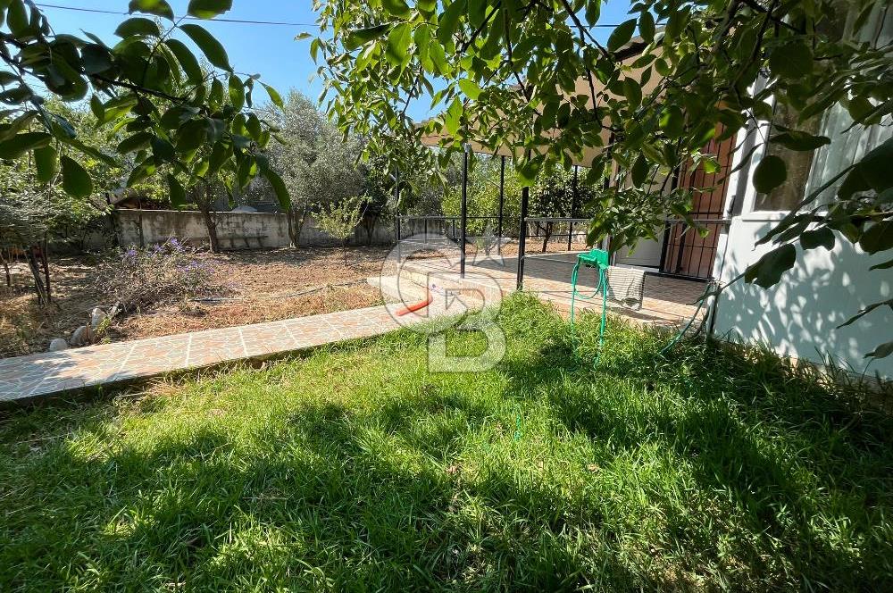 Urla Torasan Mahallesi 328 m2 Arsa İçerisinde Müstakil Ev