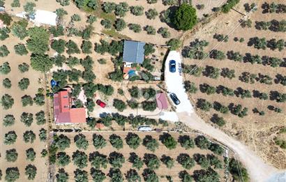  TORBALI ARSLANLAR'DA AHŞAP EV'Lİ 700 M² SATILIK TARLA 