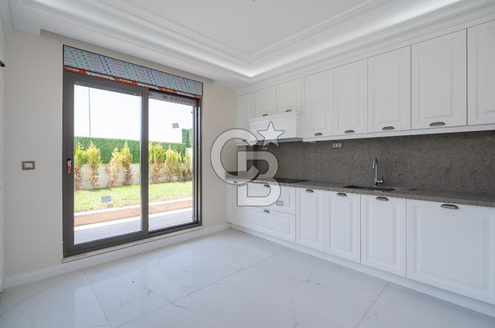 GÜMÜŞTEPE DE MERKEZİ KONUMDA 4+1 VİLLA