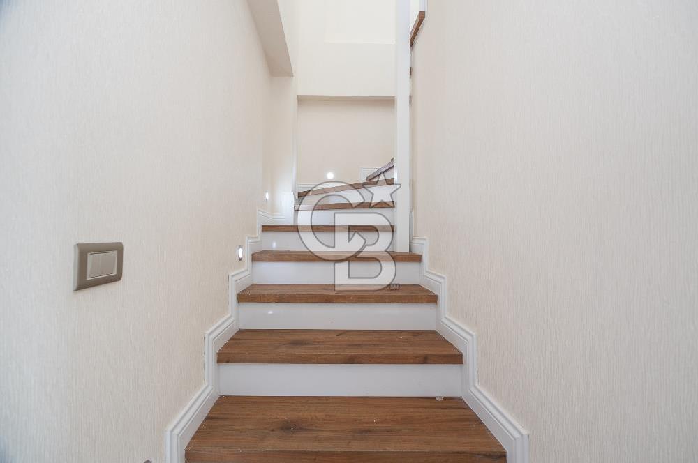 GÜMÜŞTEPE DE MERKEZİ KONUMDA 4+1 VİLLA