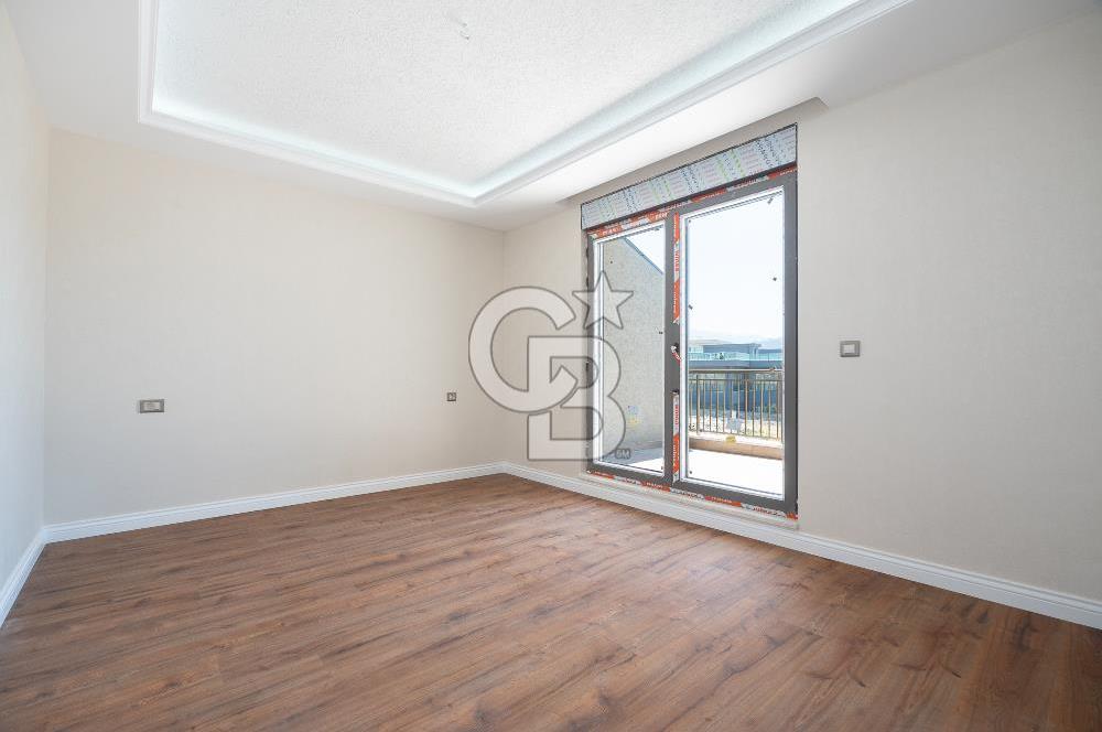 GÜMÜŞTEPE DE MERKEZİ KONUMDA 4+1 VİLLA