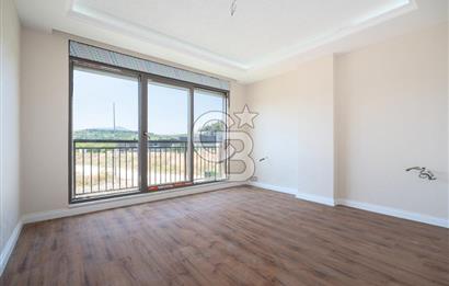 GÜMÜŞTEPE DE MERKEZİ KONUMDA 4+1 VİLLA