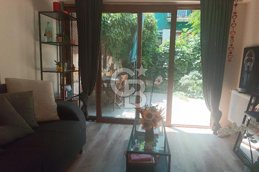 BEYOĞLU CİHANGİR DE BAHÇELİ GENİŞ 1+1 EŞYALI SATILIK DAİRE