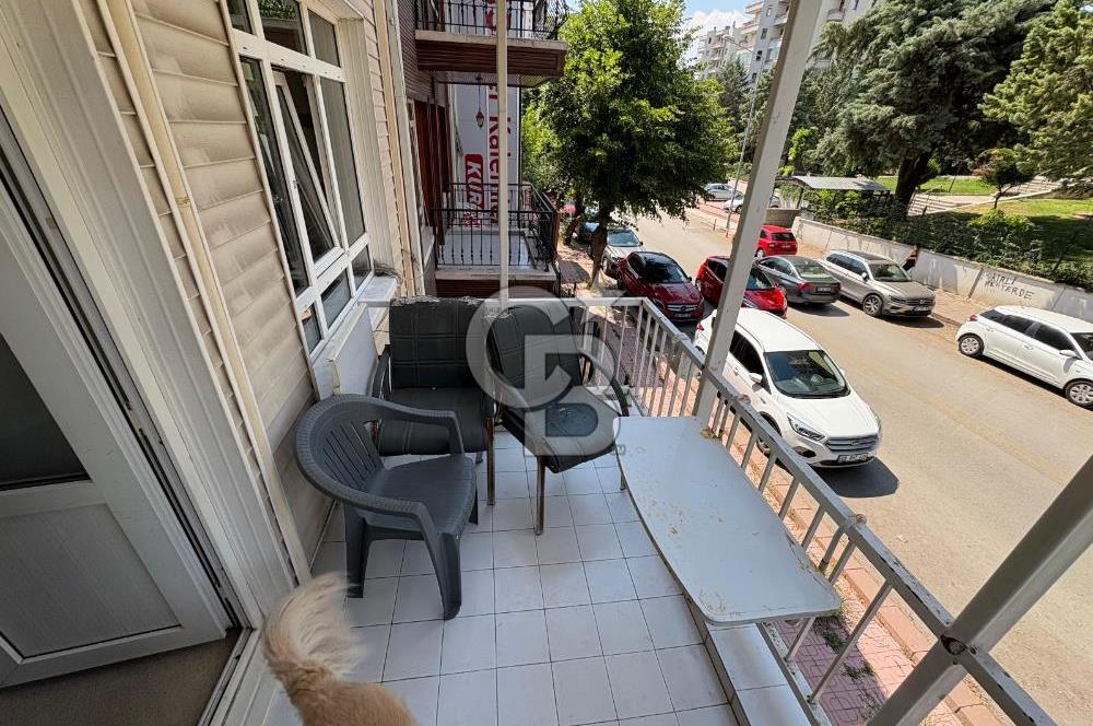GORDİON AVM KARŞISI – KAFKAS SİTESİ’NDE 3 KATLI MÜSTAKİL BİNA!