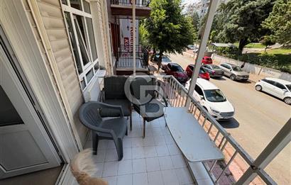 GORDİON AVM KARŞISI – KAFKAS SİTESİ’NDE 3 KATLI MÜSTAKİL BİNA!