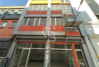 VİŞNE CADDESİNDE TAKAS SATIŞ İMKANI İLE SATILIK MAĞAZA