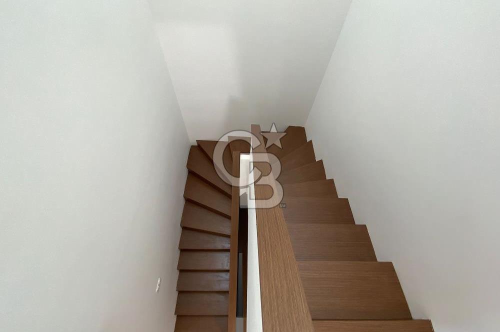 Balçova Satılık 3+1 Villa Agora Avm Karşısında