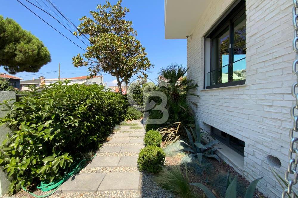Balçova Satılık 3+1 Villa Agora Avm Karşısında