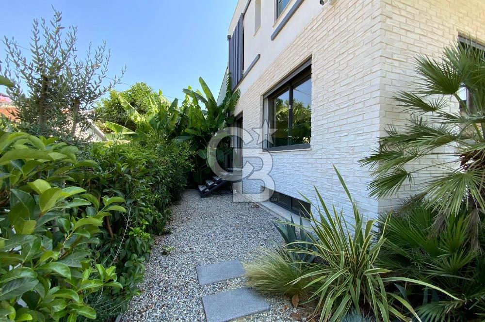 Balçova Satılık 3+1 Villa Agora Avm Karşısında