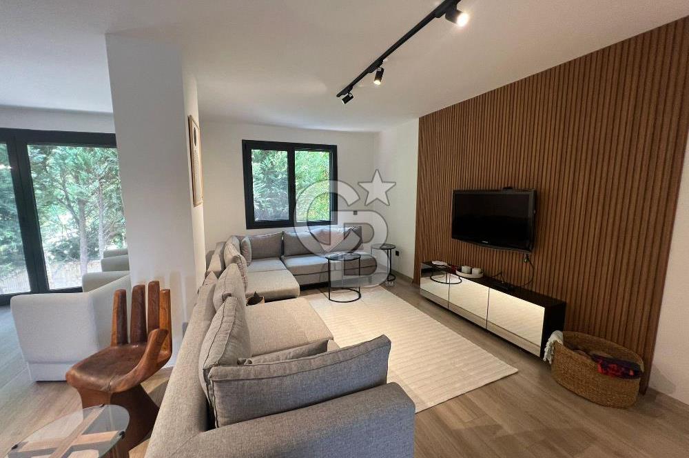 Çeşme 16 Eylül Mah. Havuzlu, Eşyalı Satılık Lüx 3+1 Villa