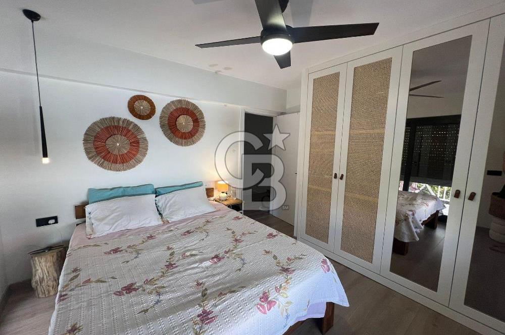 Çeşme 16 Eylül Mah. Havuzlu, Eşyalı Satılık Lüx 3+1 Villa
