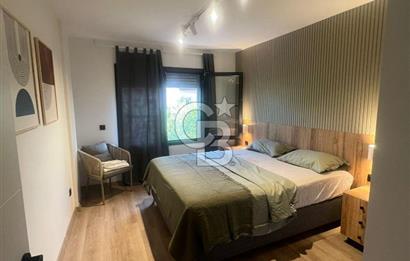 Çeşme 16 Eylül Mah. Havuzlu, Eşyalı Satılık Lüx 3+1 Villa
