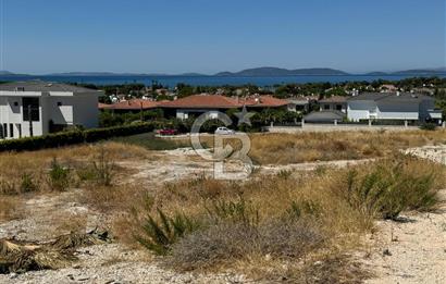 Çeşme Ilıca'da Swissotel Deniz Manzaralı İmarlı Arsa