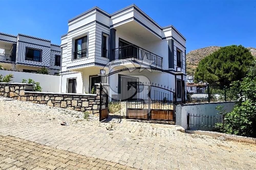MİLAS ÖREN DENİZ MANZARALI SAHİLE YAKIN SIFIR 2+1 ÜST KAT DAİRE